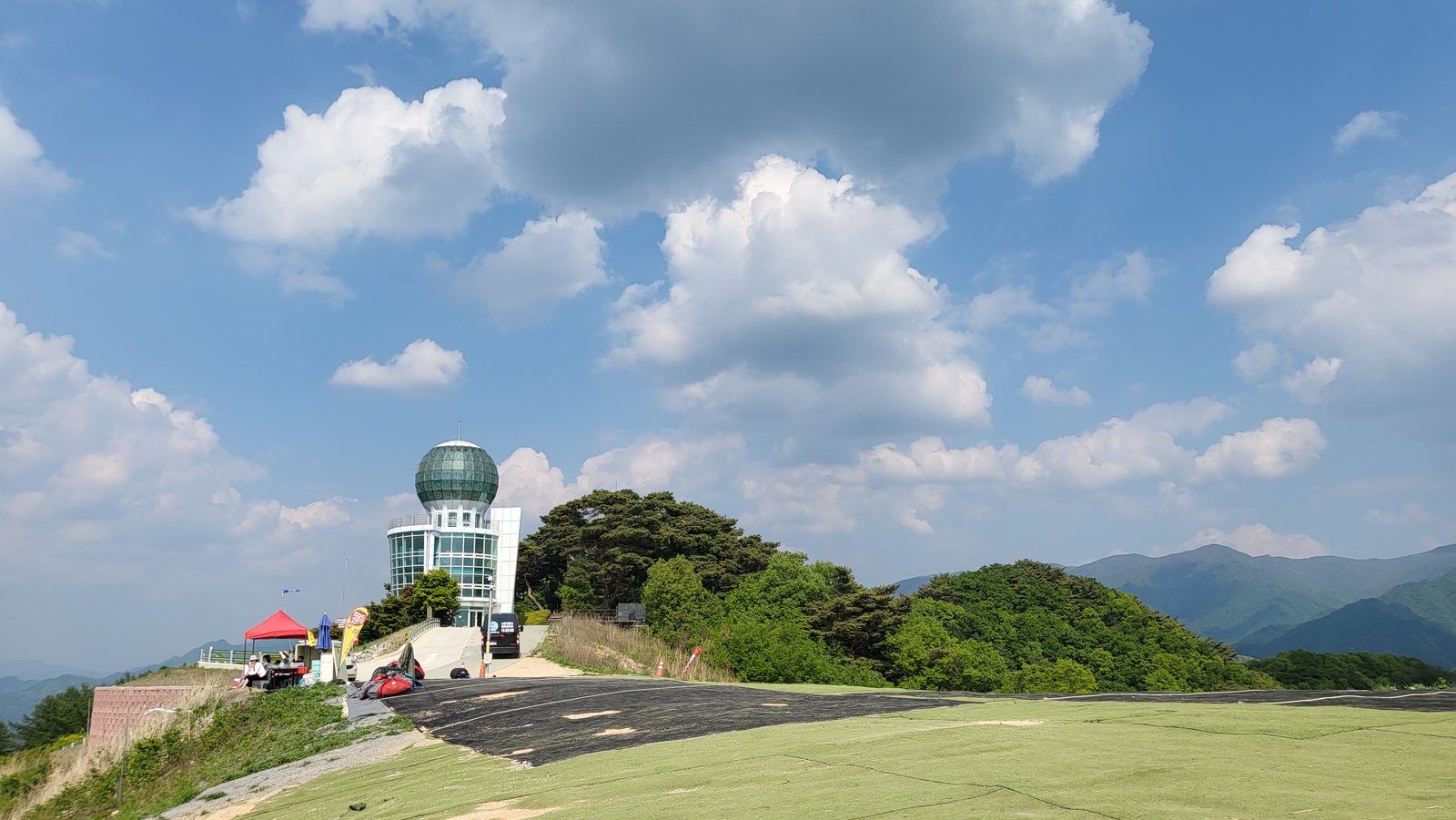 Korea Paragliding Autumn View